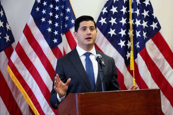 Judge disqualifies 'acting' US attorney in California