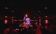 Grammy-winning artist ‘looks so done’ after fan violently yanks her at concert