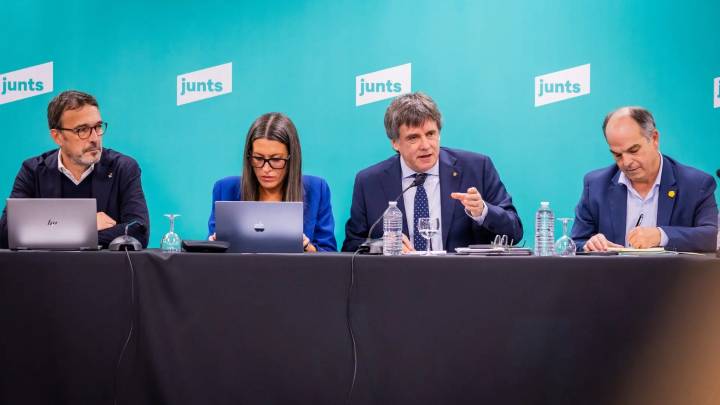 La ejecutiva de JxCat decide por "unanimidad" romper sus acuerdos con el PSOE