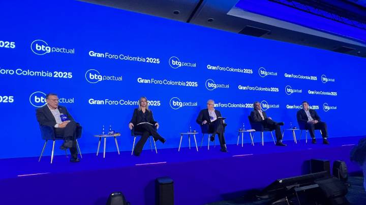 ‘Entrar a los territorios sin abusos’, propuesta de la precandidata Vicky Dávila en foro de BTG Pactual