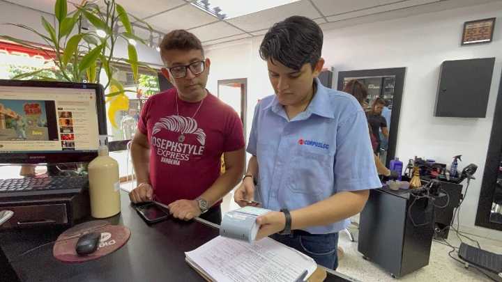 Certificado de solvencia respalda cumplimiento de usuarios del servicio eléctrico