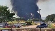 Fuerte incendio consume bodega de combustible en Tequila, Jalisco