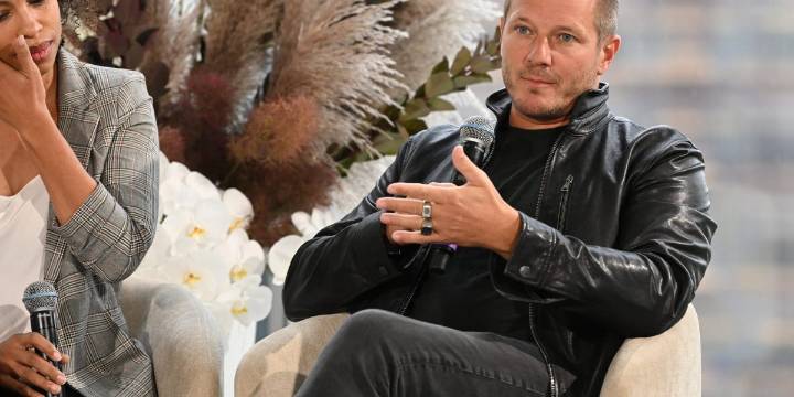 ‘That would be neat’: American businesses eye $1 trillion in tariff refunds