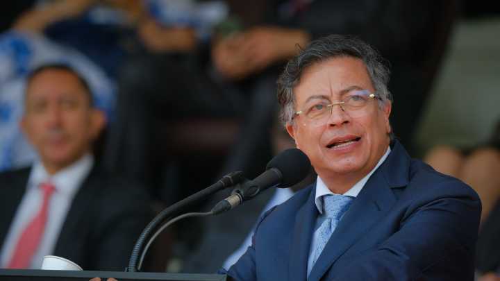 'Verónica Alcocer está separada de mi hace años, la perjudican gratuitamente': Presidente Gustavo Petro sobre Lista Clinton