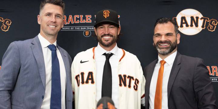 Giants introduce Tony Vitello as new manager