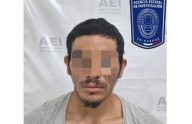 Golpeó en el rostro, pateó y le dio con un casco a su pareja