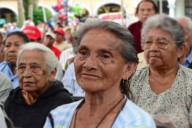 Jubilados del sector público reciben dos bonos que totalizan Bs. 25.074 mediante el Sistema Patria