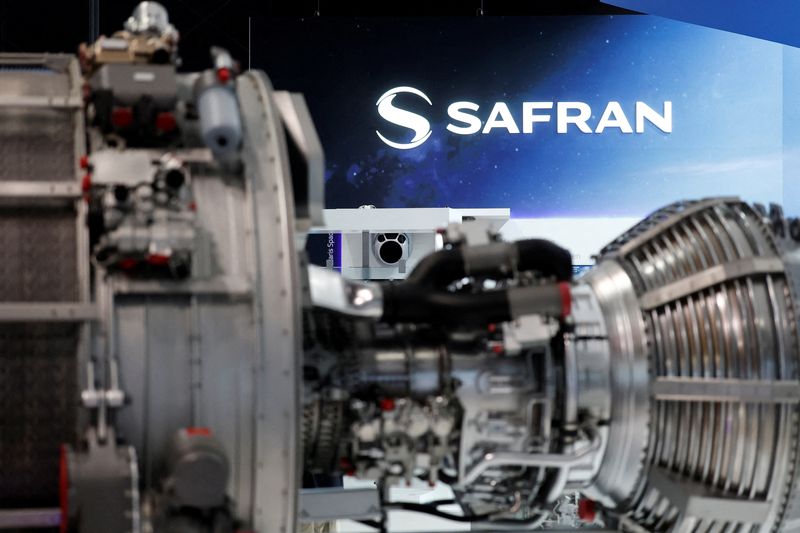 Safran hikes forecasts after strong Q3 for jet engine services