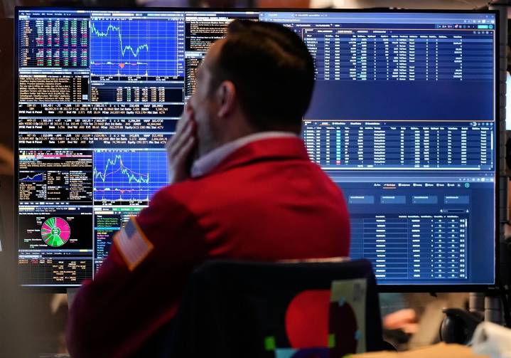 Stock market today: U.S. stocks drift near their records as oil prices sink