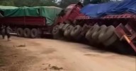 Saltó antes de que su camión cayera al vacío