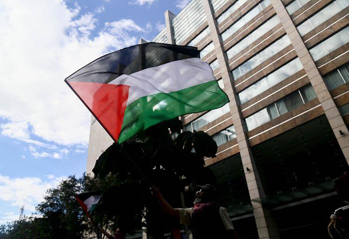 Gobierno se compromete a proteger embajada e intereses de EEUU por marchas