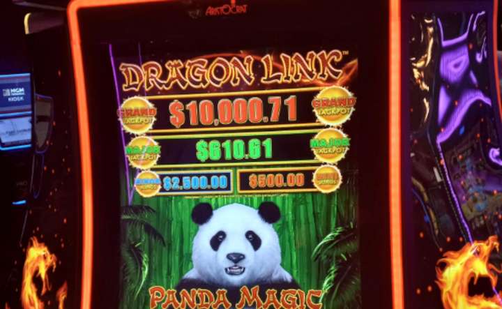 MGM Springfield casino 'Dragon Link' slot machine winner hits $15K