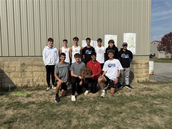 Boys cross country: Bowling Green wins Division II distict title
