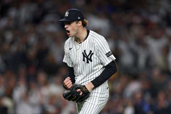 FanDuel Promo Code: Claim $300 Bonus For MLB Playoffs, NCAAF Games