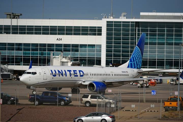 Flight from Denver diverted due to cracked windscreen