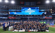 Se corona Toronto en la Liga Americana; Va a la Serie Mundial ante Dodgers