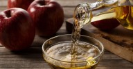 Why you need to drop washing up liquid into apple cider vinegar this Autumn