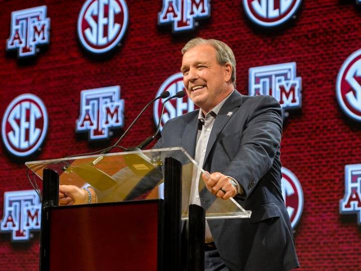 Report: Jimbo Fisher prepping return to coaching