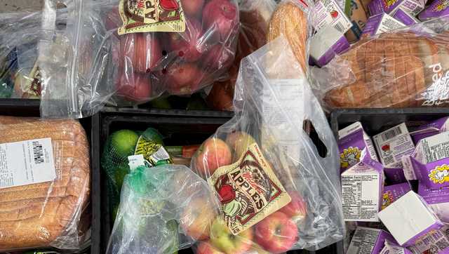Grace Klein Community sees increase in people needing food amid government shutdown