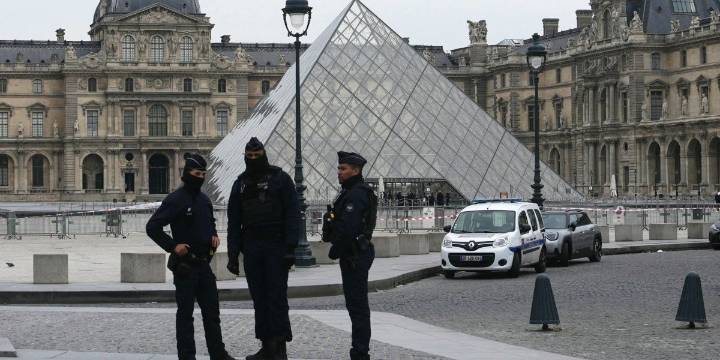 Valuable jewels stolen from France's Louvre in daring heist
