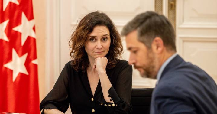 El Gobierno de Ayuso no se siente «cuestionado» por Feijóo por el aborto y ve absurdo el registro de objetores