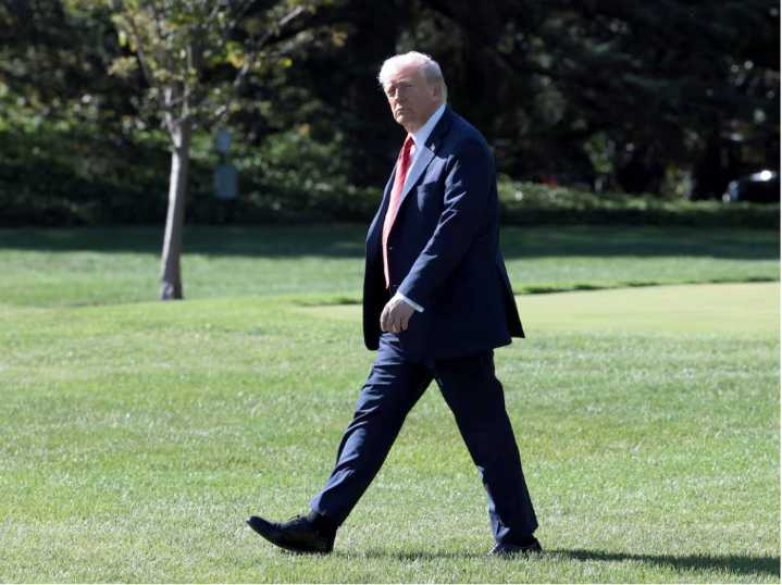 Trump impondrá a China aranceles de hasta el 130% tras la decisión de Pekín de elevar el control sobre las tierras raras