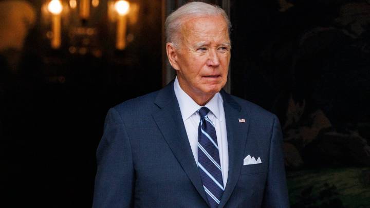 Former President Joe Biden undergoing radiation therapy as cancer care enters new phase