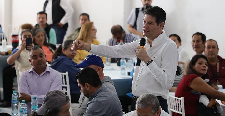 Alfonso Martínez llama en Ario de Rosales a defender la justicia y la libertad