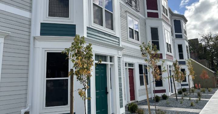 Canada housing: Halifax couple looks to Ottawa to buy home