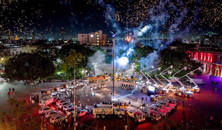 Entrega Leo Montañez 43 Nuevas Unidades para Servicios Públicos