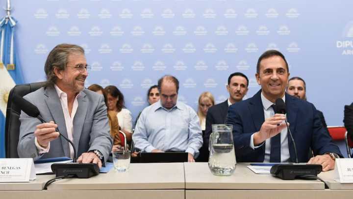 Con salario dinámico y convenios por empresa: los cambios en la reforma laboral