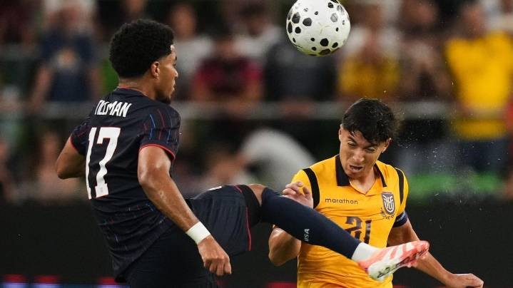 Leverkusen says US forward Tillman will miss 2 more weeks with thigh injury