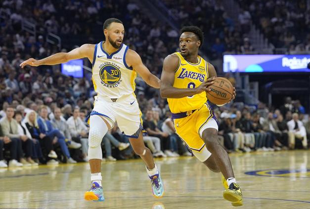 Se impusieron los Golden State Warriors a los Lakers en pretemporada