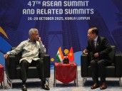 EAM Jaishankar meets Vietnam FM Le Hoai Trung