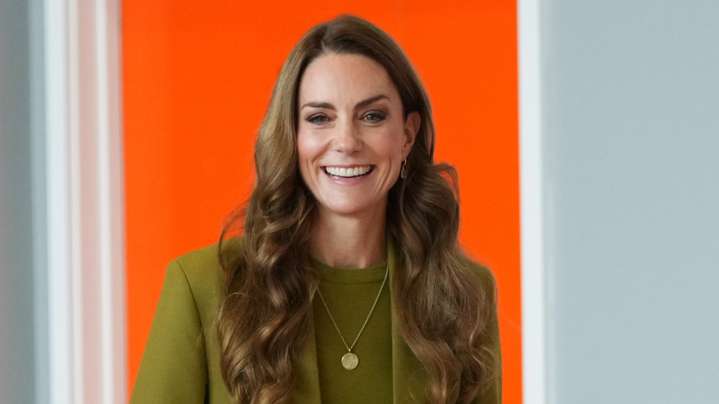 Kate Middleton Gives Meghan & Harry A Sly Middle Finger With Shade