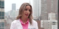 HERENCIA HISPANA | Brillante médica hispana cambia vidas: es cirujana de trasplantes de médula ósea infantil