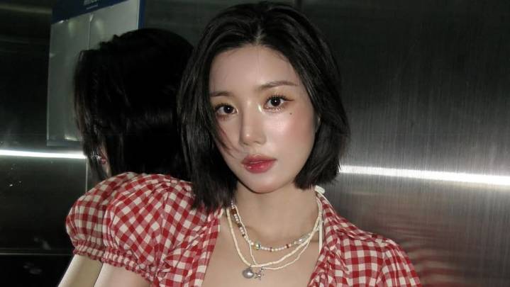 K-pop idol Kwon Eun-bi performing in Singapore in December