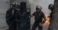 Violencia en marcha del 2 de octubre deja más de 120 heridos; 94 de ellos son policías