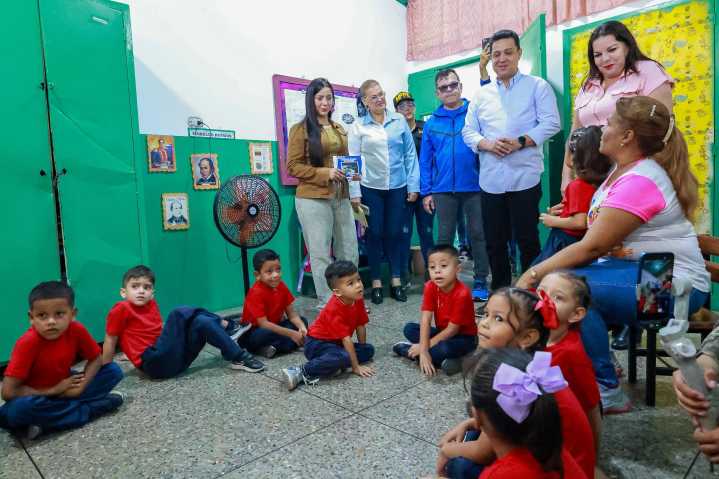 Reinaugurada la Escuela Estadal «Andrés Bello» en Cagua