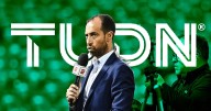 ¿De regreso a Televisa? Mauricio Ymay dejaría ESPN y se reintegrará a TUDN de cara al Mundial 2026 por supuesta presión de Javier Aguirre, según rumores