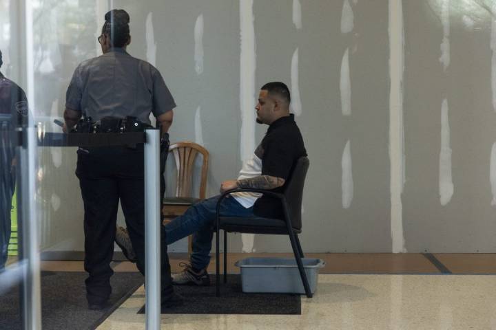 Federal judges to separately consider challenges to government’s treatment of Kilmar Ábrego García