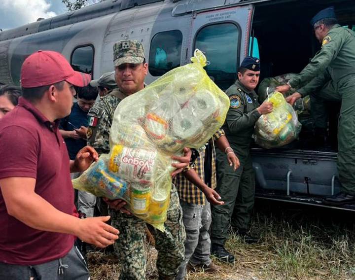 Defensa incrementa presencia en entidades afectadas por lluvias