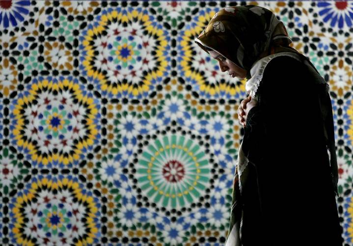 Meloni quiere prohibir el burka en los espacios públicos de Italia