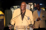 Larry Little's book show how 1972 Miami Dolphins win again