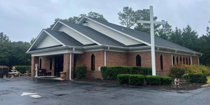 2 injured during oven explosion at Anderson church, officials say