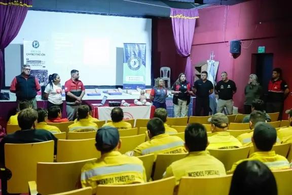 Capacitan en RCP a brigadistas y personal de turismo en el Norte Neuquino