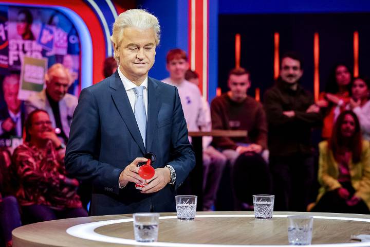 Will the Dutch send migrants to Uganda?
