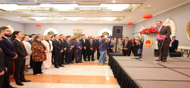 Venezuela fortalece su alianza en el 76.º aniversario de la República Popular China