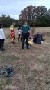 CANTABRIA.-Bomberos portean a un joven con posible fractura de pierna en la Hermandad de Campoo de Suso