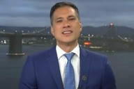 News Anchor Tearily Announces Departure from Network in Heartfelt Speech
